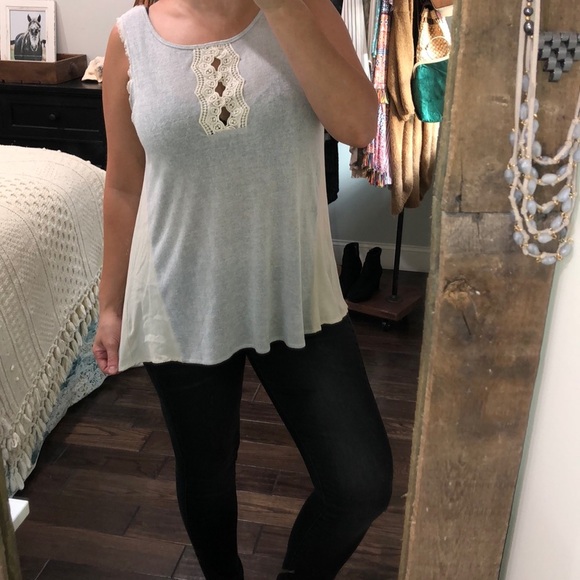 Umgee medium oversized boho sleeveless top - Picture 1 of 4